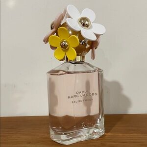 🦁 Marc Jacobs Daisy Eau So Fresh